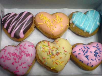 newheartdonuts.jpg