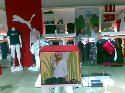 nike store marina mall